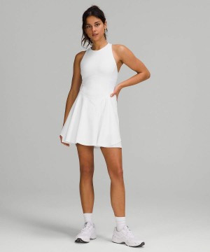 Lululemon Court Crush Kleid Damen Weiß | 6812FVRGP