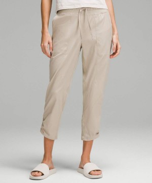 Lululemon Dance Studio Mid-Rise Cropped Hose Damen Beige | 7234MWLZQ