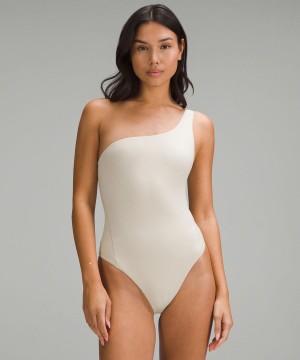 Lululemon Wundermost Ultra-Soft Nulu Asymmetrical Body Damen Braun | 7645SJDKL