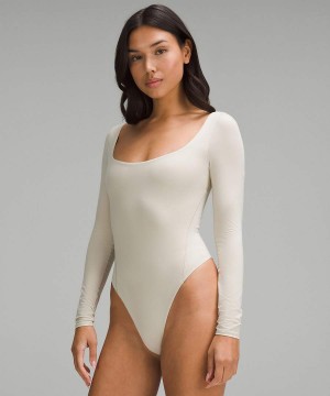 Lululemon Wundermost Ultra-Soft Nulu Square-Neck Long-Sleeve Body Damen Beige | 5398XJFBU