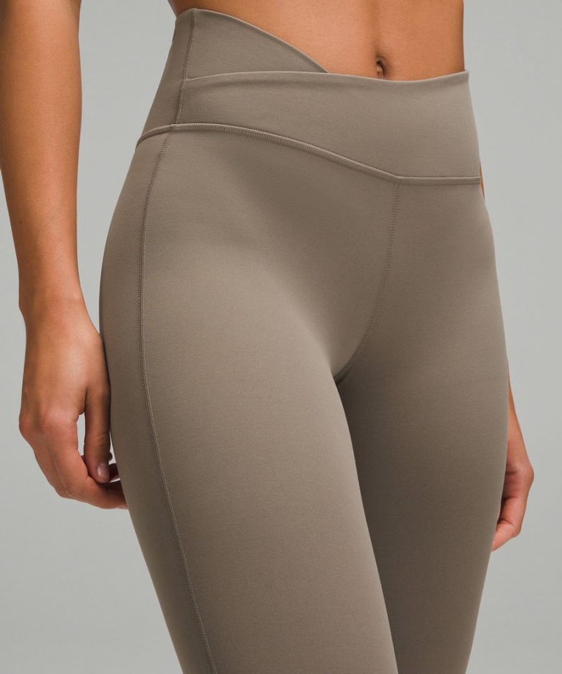 Lululemon Align™ Asymmetrical-Taille Mini-Flared 32