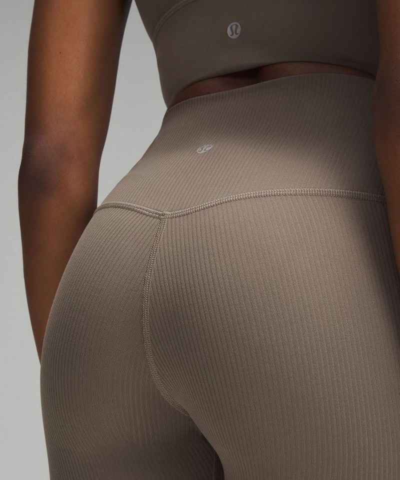 Lululemon Align™ High-Rise Gerippt Crop 23