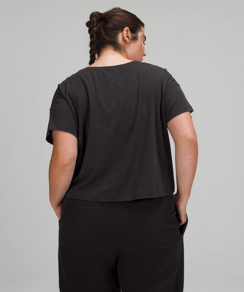 Lululemon Cates Cropped T-shirts Damen Schwarz | 9452NXOQT