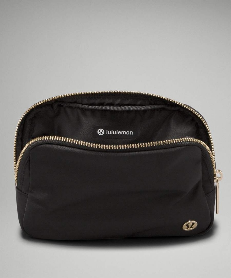 Lululemon Everywhere 1L Metal Hardware Gürteltasche Damen Schwarz Gold | 7950CGYES