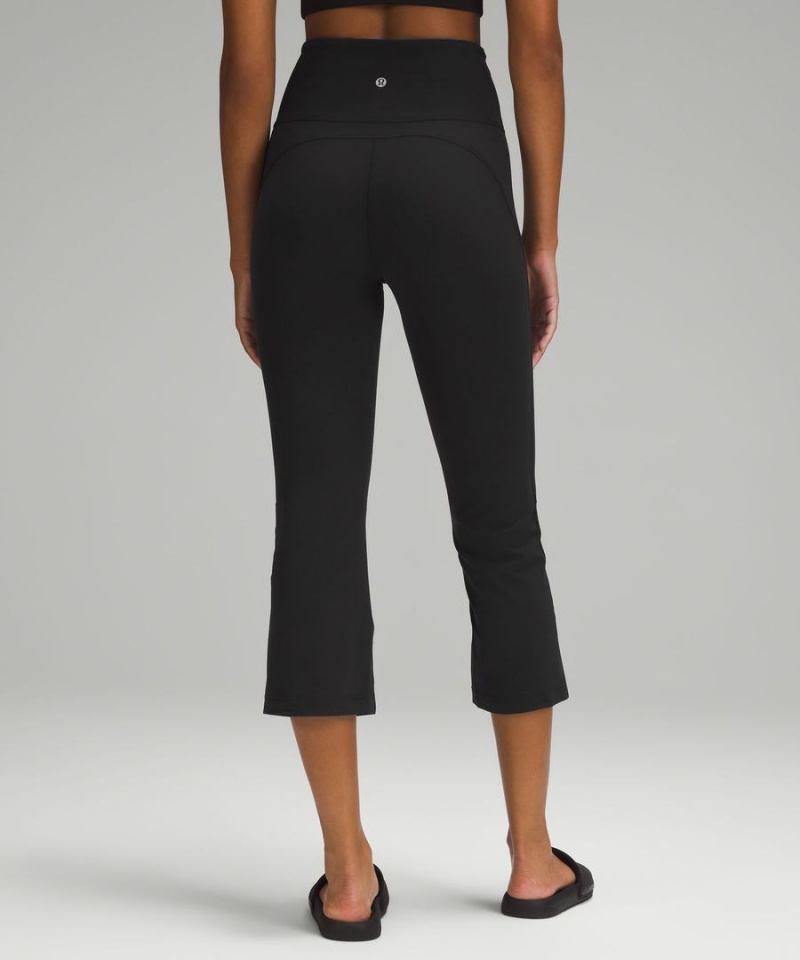 Lululemon Groove Super-High-Rise Crop 23