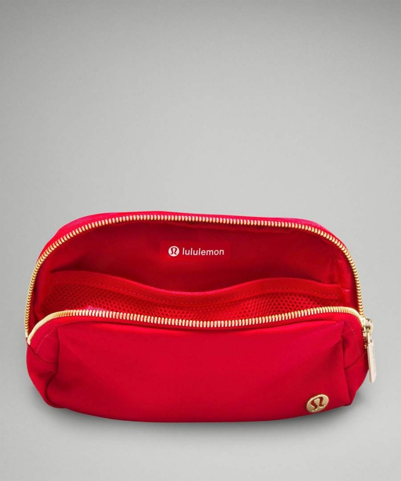 Lululemon Lunar New Year Everywhere 1L Gürteltasche Damen Dunkelrot Gold | 2714TWJRI