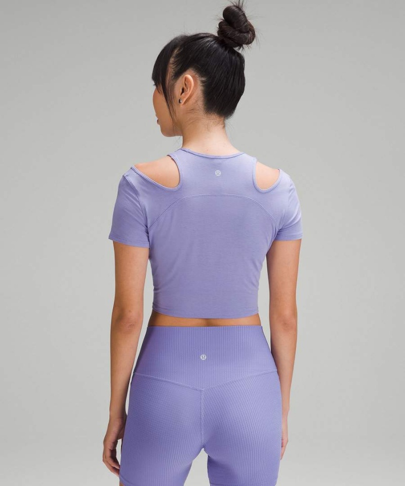 Lululemon Shoulder Cut-Out Yoga T-shirts Damen Dunkellavendel | 2103APRUE