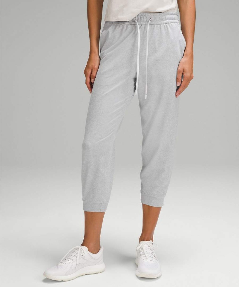 Lululemon Soft Jersey Klassische-Fit Mid-Rise Cropped Jogginghose Damen Hellgrau | 7065NBHEM