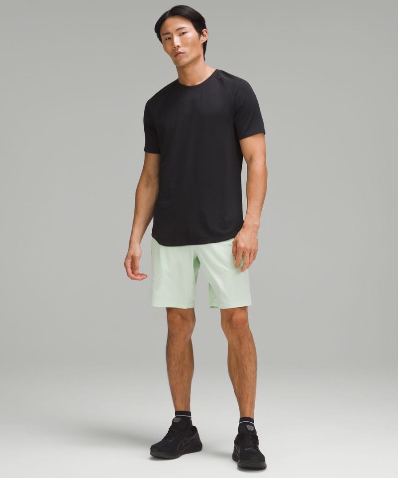 Lululemon T.H.E. Linerless 9