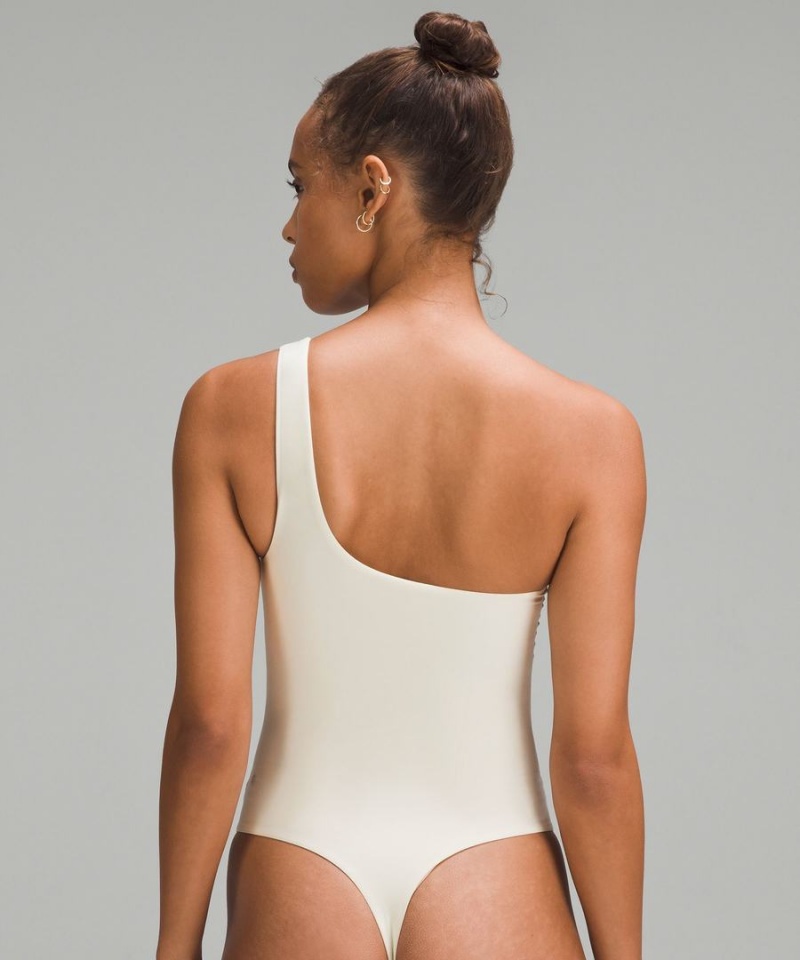 Lululemon Wundermost Ultra-Soft Nulu Asymmetrical Body Damen Beige | 7043ATMNQ